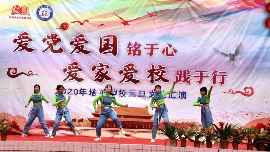 浓浓年代感,试驾老款Macan GTS,也不兴奋了?